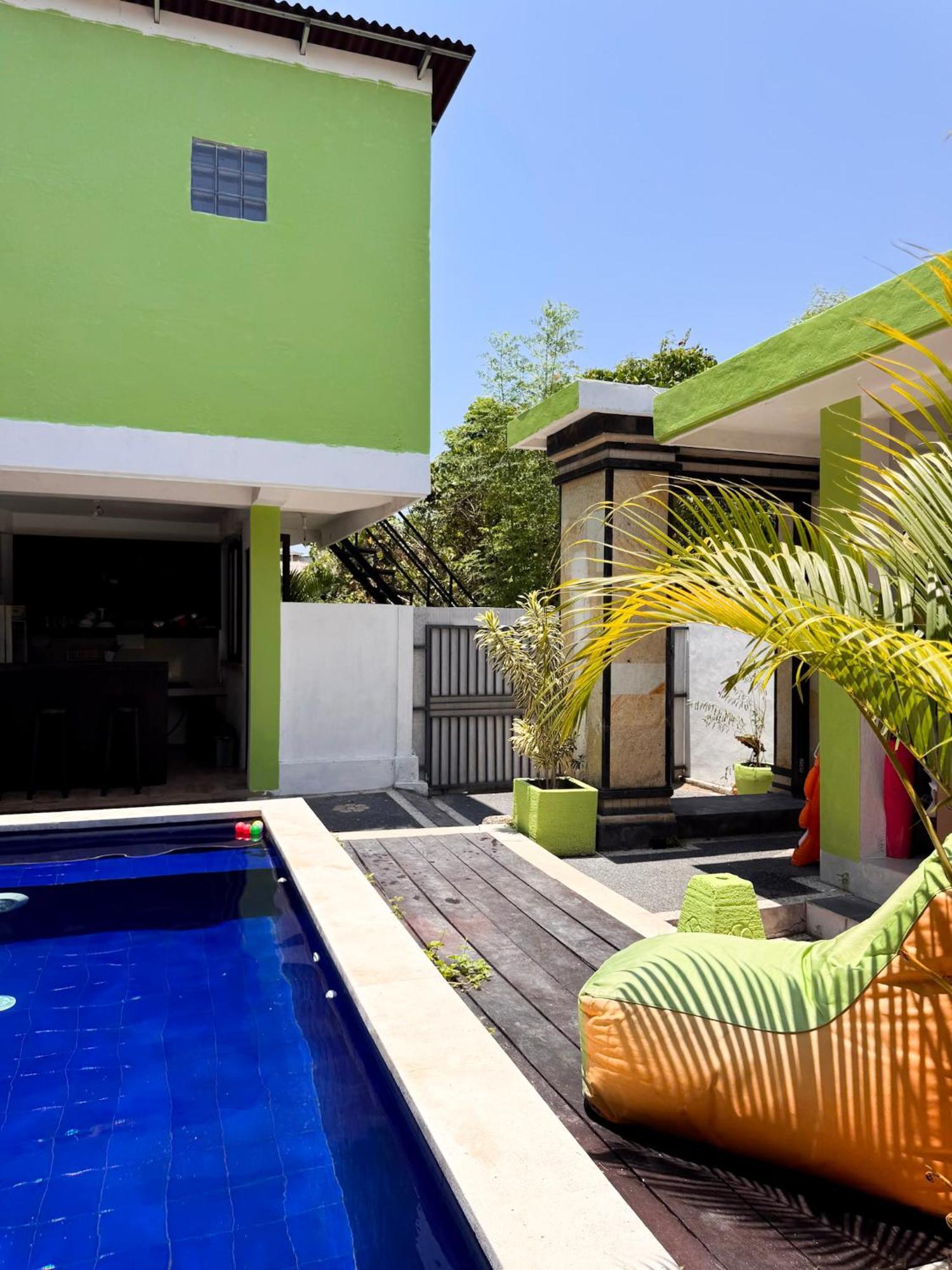 Urban Jungle Beach House Canggu Exteriér fotografie