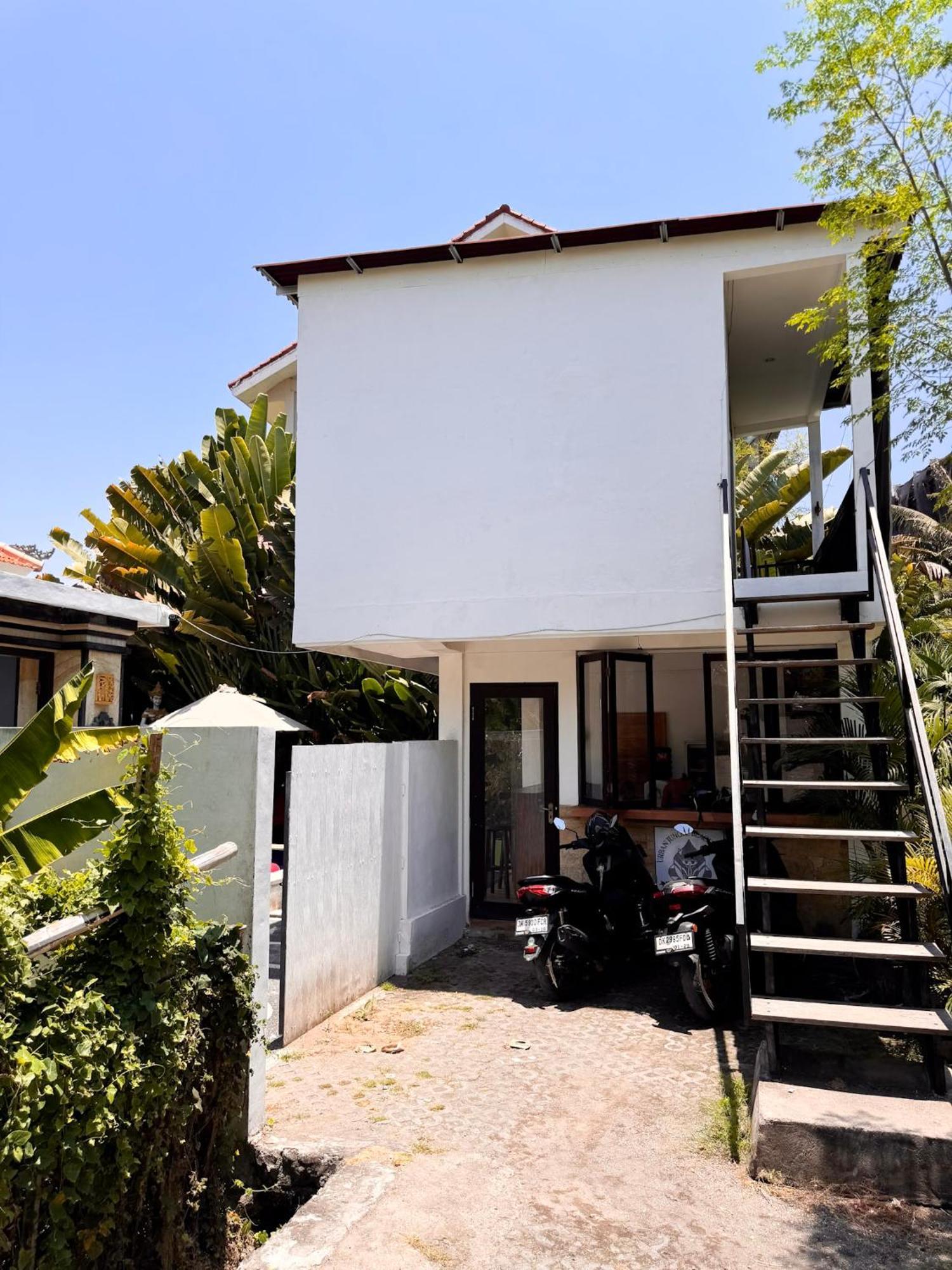Urban Jungle Beach House Canggu Exteriér fotografie