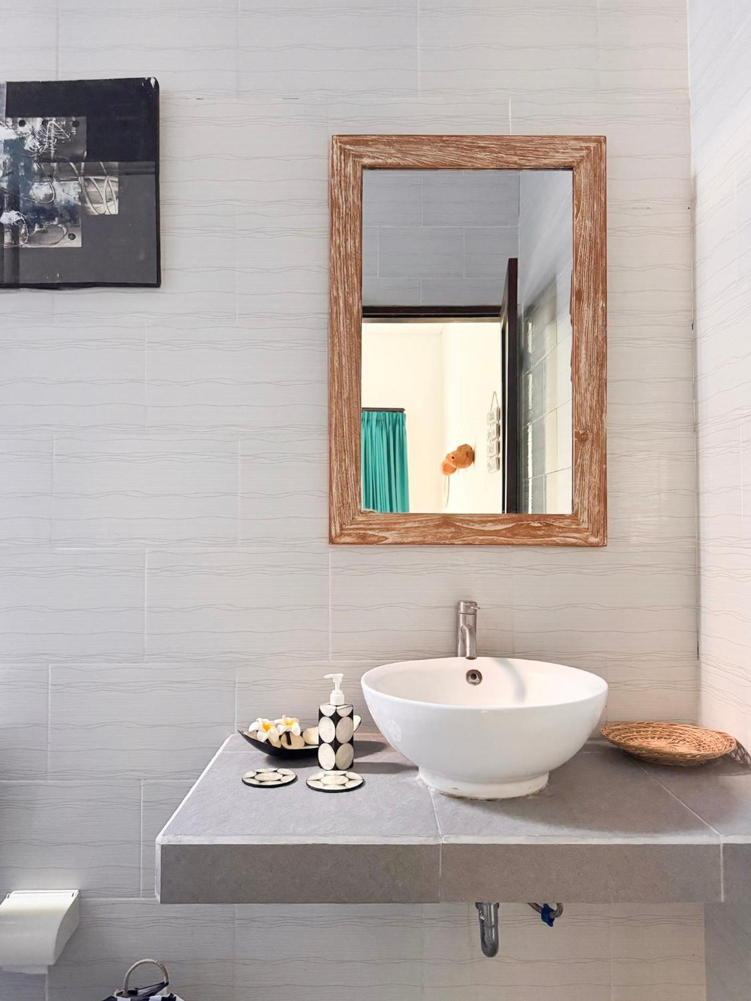 Urban Jungle Beach House Canggu Exteriér fotografie